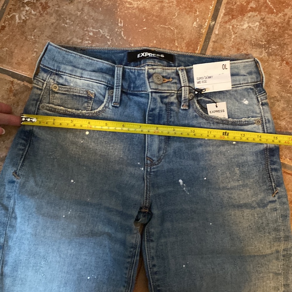 Express Jeans - Picture 9 of 10